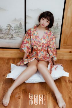 美女撒尿全过程免费